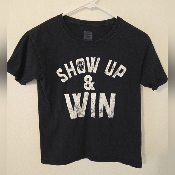 WWE Other - WWE Roman Reigns Show Up And Win Graphic T Shirt Size Youth Medium Tribal Chief